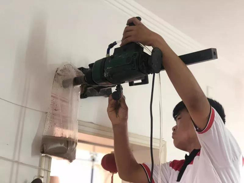 分期付款、簡(jiǎn)化手續(xù)、交叉施工…… 老舊小區(qū)供熱改造搭上“順風(fēng)車(chē)”